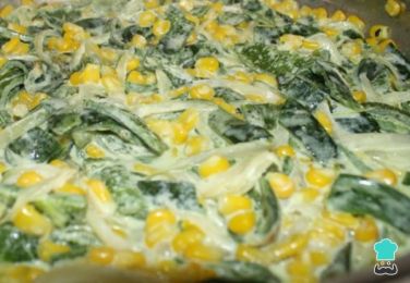 img_pollo_con_rajas_poblanas_60000_600